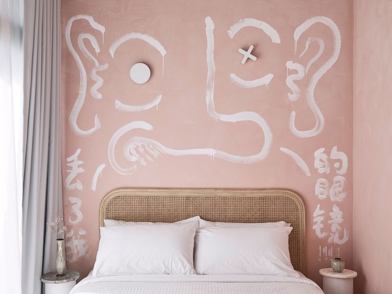 Diseño de interiores para una hermosa habitación rosa que definitivamente te gusta