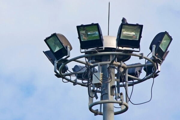 ¿Qué es Floodlight y cómo funciona?