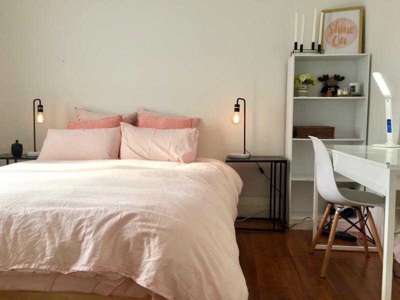 Un dormitorio de estilo coreano que puedes aplicar en tu casa