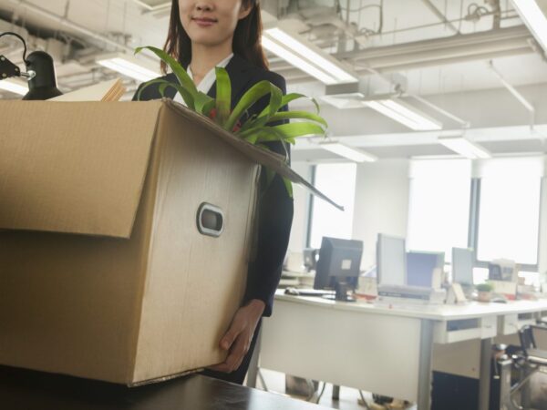 ¿Cómo organizar una mudanza a la oficina?