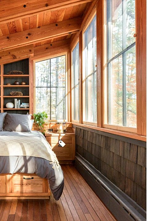 Dormitorio de madera de estilo completamente luminoso