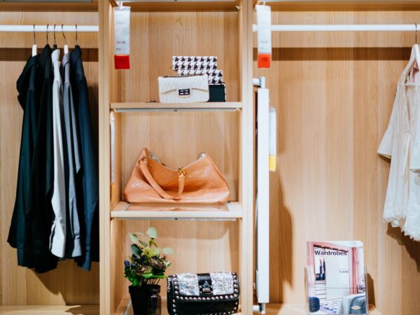 Como limpiar tu armario para una mudanza