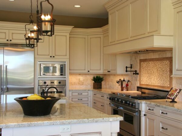 Cualidades esenciales de una buena campana extractora de cocina