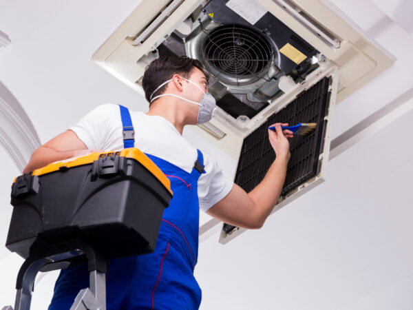 4 consejos de mantenimiento de HVAC que necesita saber para evitar reparaciones costosas