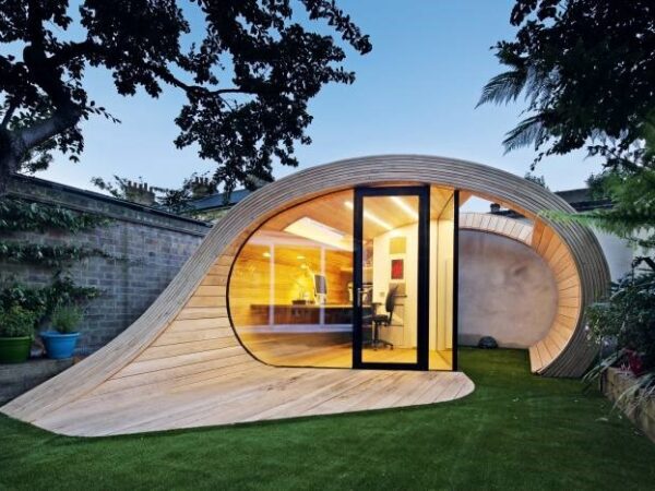 Trabajo remoto desde casa: administrar un negocio desde una oficina en el jardín