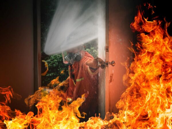 10 maneras de protegerse en caso de accidentes de incendio