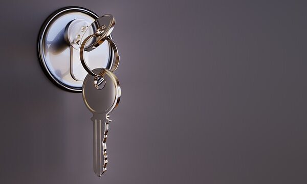 Importancia de la seguridad de la puerta principal de tu hogar
